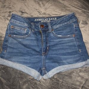AMERICAN EAGLE JEAN SHORTS